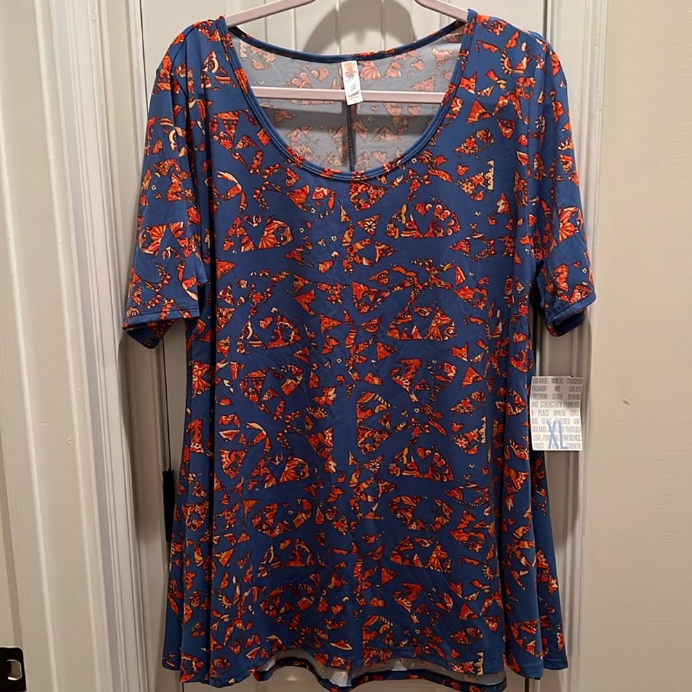 LuLaRoe Perfect T